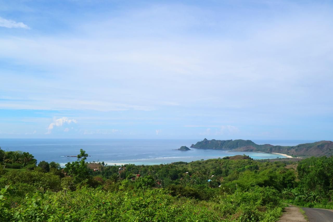 Villa Nambung Selong Belanak Exterior foto